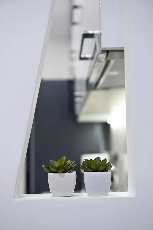 Iris Apartment Thessaloniki 0*,